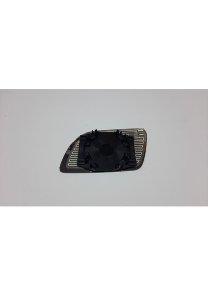 Volkswagen Polo Iv 2001-2005 Model Arası Isıtmalı Sağ Taraf Ayna Camı fiyatları