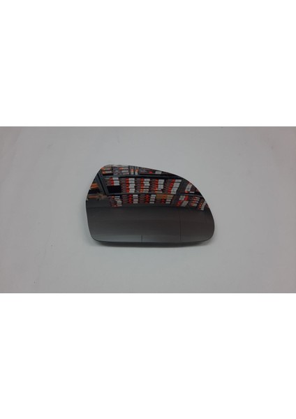 Skoda Super B 2010-2015 Arası Isıtmalı Sağ Taraf Ayna Camı (Kör Noktalı)