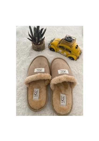 Kadın Kışlık Kürklü Ucc Kapalı Ev Terliği Bej modelleri