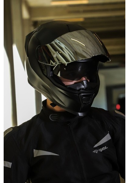 SX.100R Fullblack Mat Siyah Kask modelleri