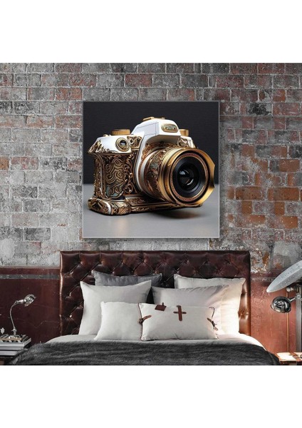 Gold Barok Desenli Fotoğraf Makinası Objektif Kare Kanvas Tablo