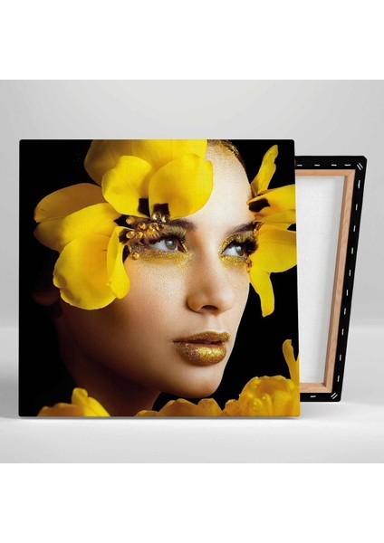 Sarı Simli Makyajlı Model Çiçek Detaylı Make Up Kare Kanvas Tablo