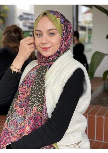 Fıstık Yeşili Loryan Scarf Diamond Mila Şal