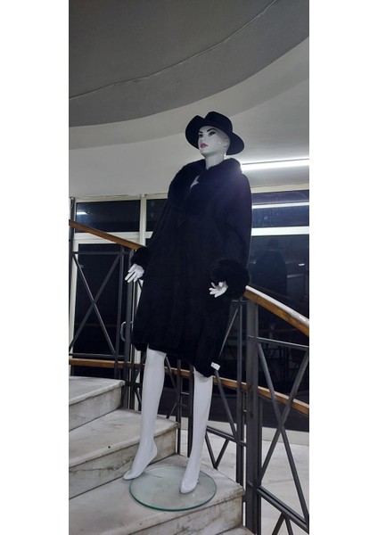 Pula Yakası Kolları Komple Kürklü Uzun Angora Kaban (110 Cm)