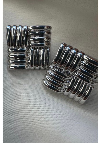 Silver Kare Çizgi Detay Marka Küpe