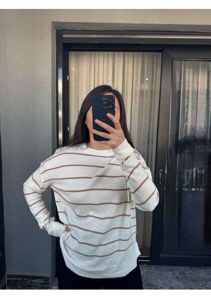 Çizgili Bisiklet Yaka Triko Kazak