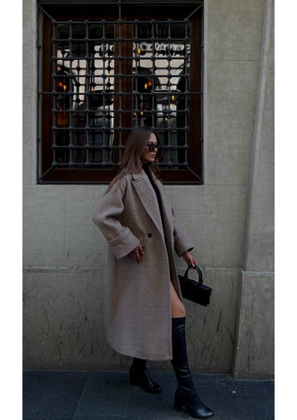 Bej Balıksırtı Oversize Premium Kaşe Kadın kaban fırsatları