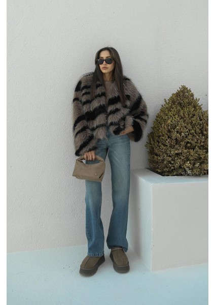 Mavi Kuzmina Yıkamalı Straight Jean modelleri