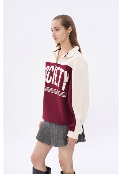 Renk Bloklu Yazılı Oversize Sweatshirt Bej