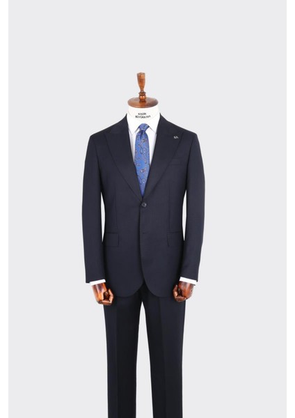 Kırlangıç Yaka Iki Düğmeli Erkek Takım ELBISE-KAX1378S