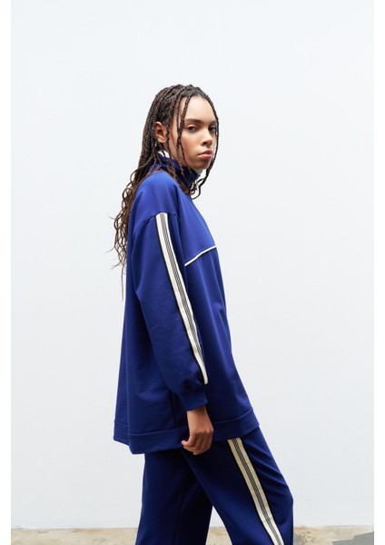 Lacivert Kadın Dik Yaka Yarım Fermuarlı Etiket Detaylı Sweatshirt ve Rahat Kesim Şerit Detaylı Pantolon Pamuklu Örme Alt Üst Takım