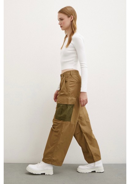 Beli Lastikli Kargo Cepli Paraşüt Pantolon Haki indirimleri