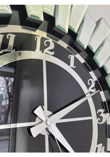 Güneş Twins Argent Black Model Gümüş Siyah Renk 70 Cm Dekoratif Aynalı Duvar Saati