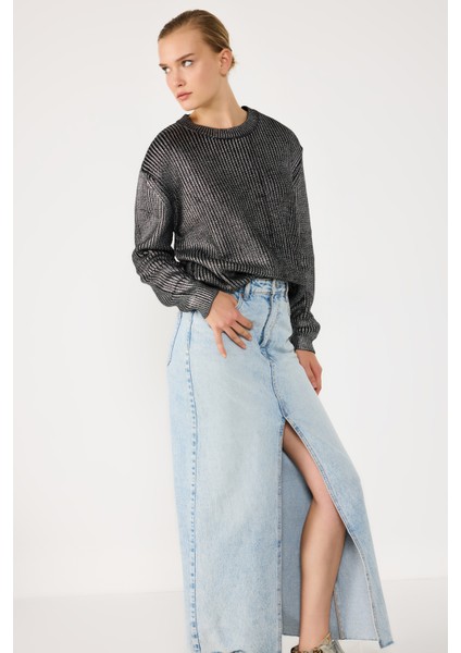 Metalik Detaylı Relaxed Fit Triko Kazak