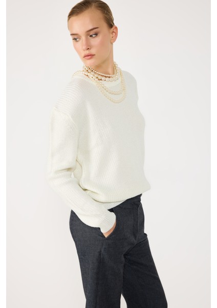 Metalik Detaylı Relaxed Fit Triko Kazak