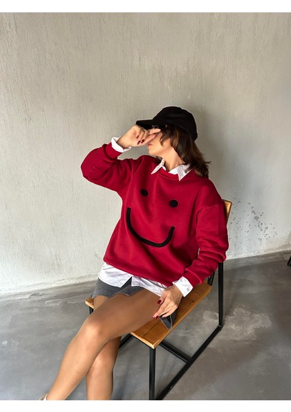 Kadın Bordo Smile Süzene Nakışlı 3 Iplik Şardonlu Geniş Kesim Sweatshirt 28313