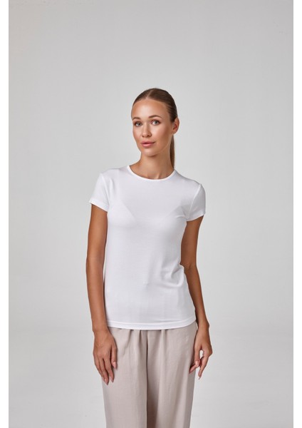 Kadın Kısa Kollu Sıfır Yaka Body T-Shirt Fit Kalıp