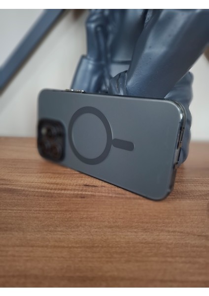 iPhone 15 Pro Max Magsafe Manyetik Şarj Özellikli Arkası Buzlu Transparan Kamera Çıkıntılı Kılıf fırsatları