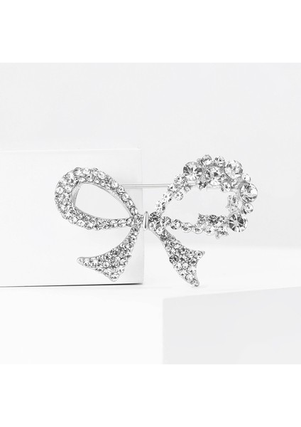 Fiyonk Broşlar, Takım Elbise Paltoları, Korsajlar, Süs Eşyaları, Yaka Iğneleri (Yurt Dışından)