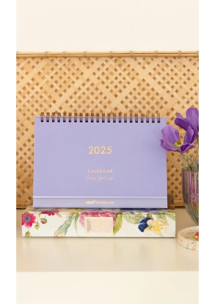 Matt Notebook 2025 Masaüstü Planlayıcı Takvim Lila