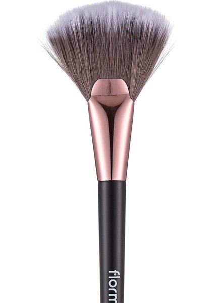 - Yüz Fırçası - Fan Brush 011 8690604597765 49000063