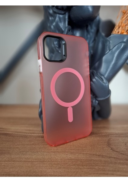 iPhone 11 Magsafe Manyetik Şarj Özellikli Arkası Buzlu Transparan Lüks Kılıf