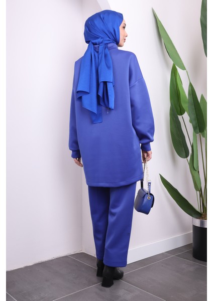 Saks Mavi Önü Çimalı Tunik Pantolonlu Scuba Takım fırsatları