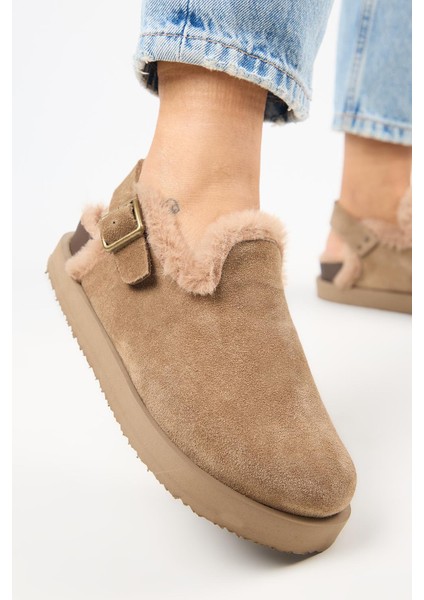 (Holly 2 Kürklü Platform) Kadın Deri Kemerli Tokalı Sabo Vizon Sandalet fırsatları