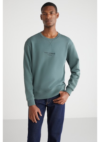 Olıvıer Erkek Regular Fit Önü Nakışlı Yeşil Sweatshirt