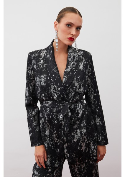 Parlak Desenli Kuşaklı Uzun Ceket - Siyah-Gümüş fırsatları