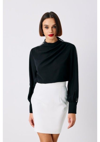 Omuz Aksesuarlı Bluz - Siyah indirimleri