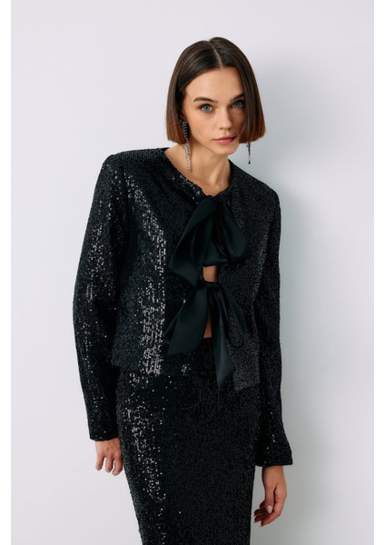 Ön Kuşaklı Payetli Kısa Ceket - Siyah