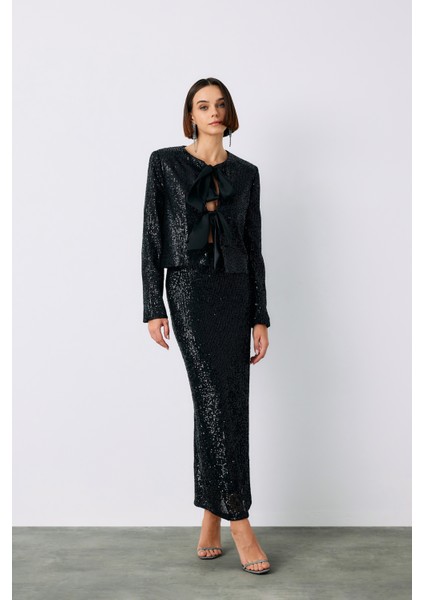 Ön Kuşaklı Payetli Kısa Ceket - Siyah modelleri