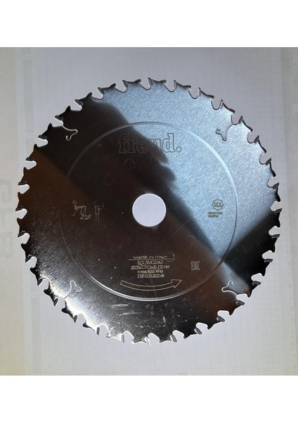 LCL5M 02026 Elmas Daire 210X32 Ince Ahşap Çita Kesim modelleri