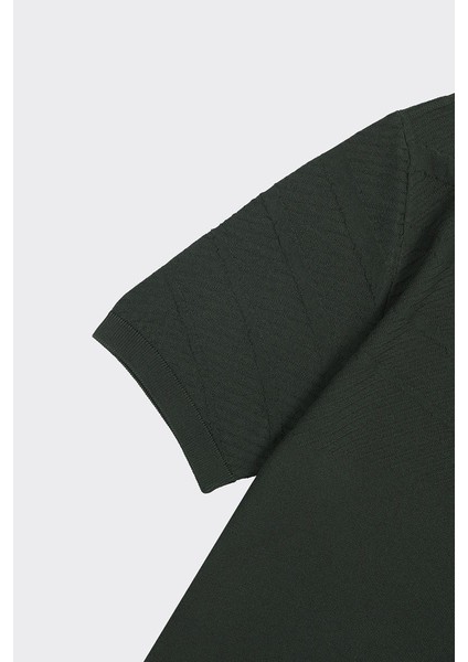 Fermuarlı Polo Yaka Kısa Kol Erkek T-Shirt fiyatları