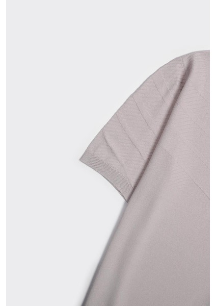 Fermuarlı Polo Yaka Kısa Kol Erkek T-Shirt fırsatları