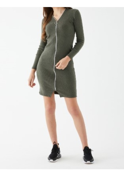Haki Fermuar Detaylı Triko Mini Elbise fırsatları