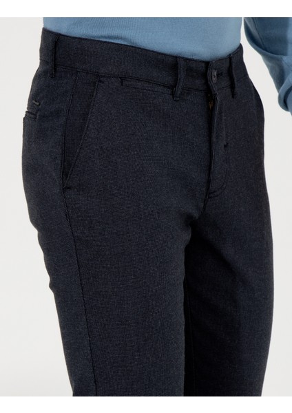 Erkek Lacivert Slim Fit Keten Karışımlı Kanvas Pantolon 50259760-VR033