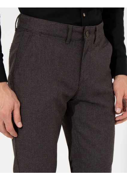 Erkek Kahverengi Slim Fit Keten Karışımlı Kanvas Pantolon 50259760-VR029 indirimleri