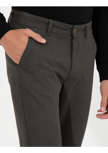 Erkek Haki Slim Fit Keten Karışımlı Chino Pantolon 50259718-VR027 indirimleri