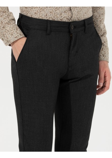 Erkek Siyah Slim Fit Kanvas Pantolon 50259761-VR046 indirimleri
