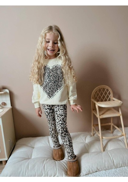 Kız Çocuk Leopar Desenli Bej Alt Kumaş Fitilli Takım