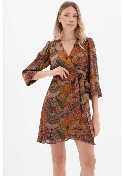 Yandan Bağlamalı Kruvaze Yaka Çiçek Desen Elbise