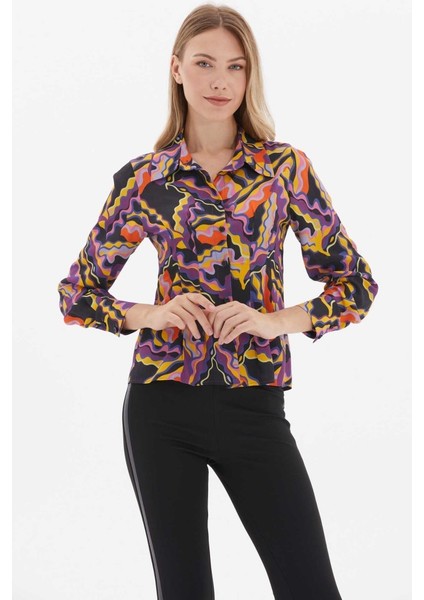 Çift Pensli Soyut Desen Emprime Bluz fiyatları