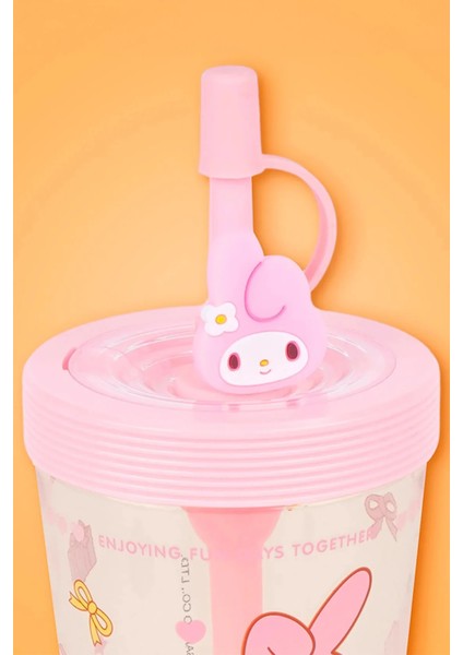 Sanrio Lisanslı Pipetli Plastik Şişe (535ML) - My Melody fırsatları