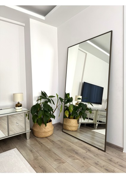 Pirinç Eskitme Metal Çerçeveli 180X100 cm Ayaklı Boy Aynası fırsatları