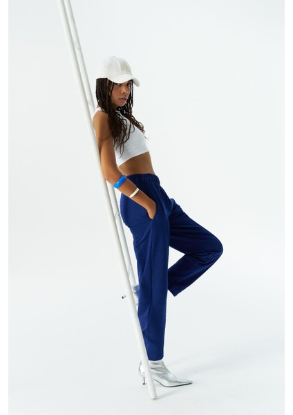 Lacivert Kadın Yüksek Ayarlanabilir Bel Comfort Fit Pamuklu Jogger Pantolon fiyatları