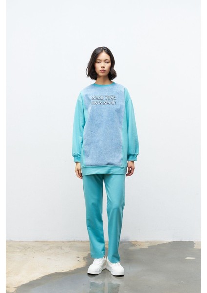 Su Yeşili Kadın Denim Üzeri Nakış Işlemeli Bisiklet Yaka Sweatshirt Dar Paça Pantolon Pamuklu Örme Alt Üst Takım