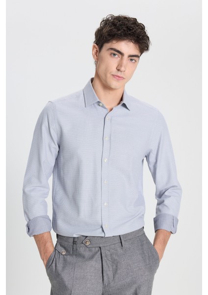 Pamuklu Slim Fit Dar Kesim Klasik Yaka Armürlü Gömlek fırsatları