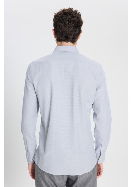 Pamuklu Slim Fit Dar Kesim Klasik Yaka Armürlü Gömlek indirimleri
